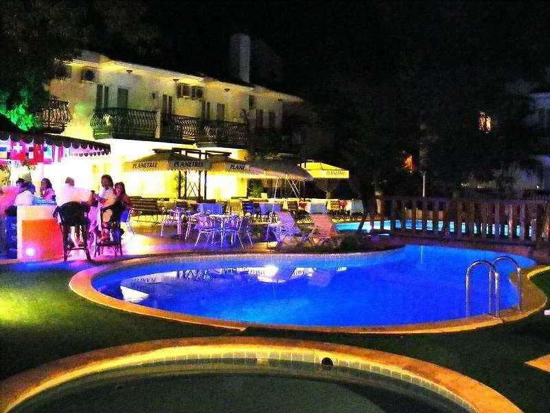 **  Clup Cinar Hotel 달리안 터키