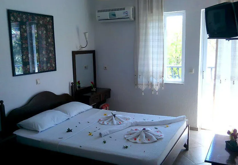 Clup Cinar Hotel 달리안